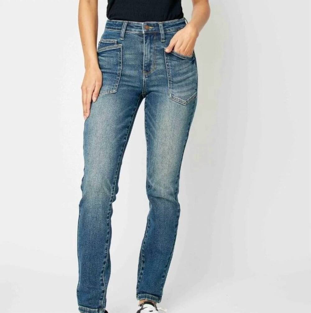 NEW JUDY BLUE high rise pork chop pockets jean in blue
